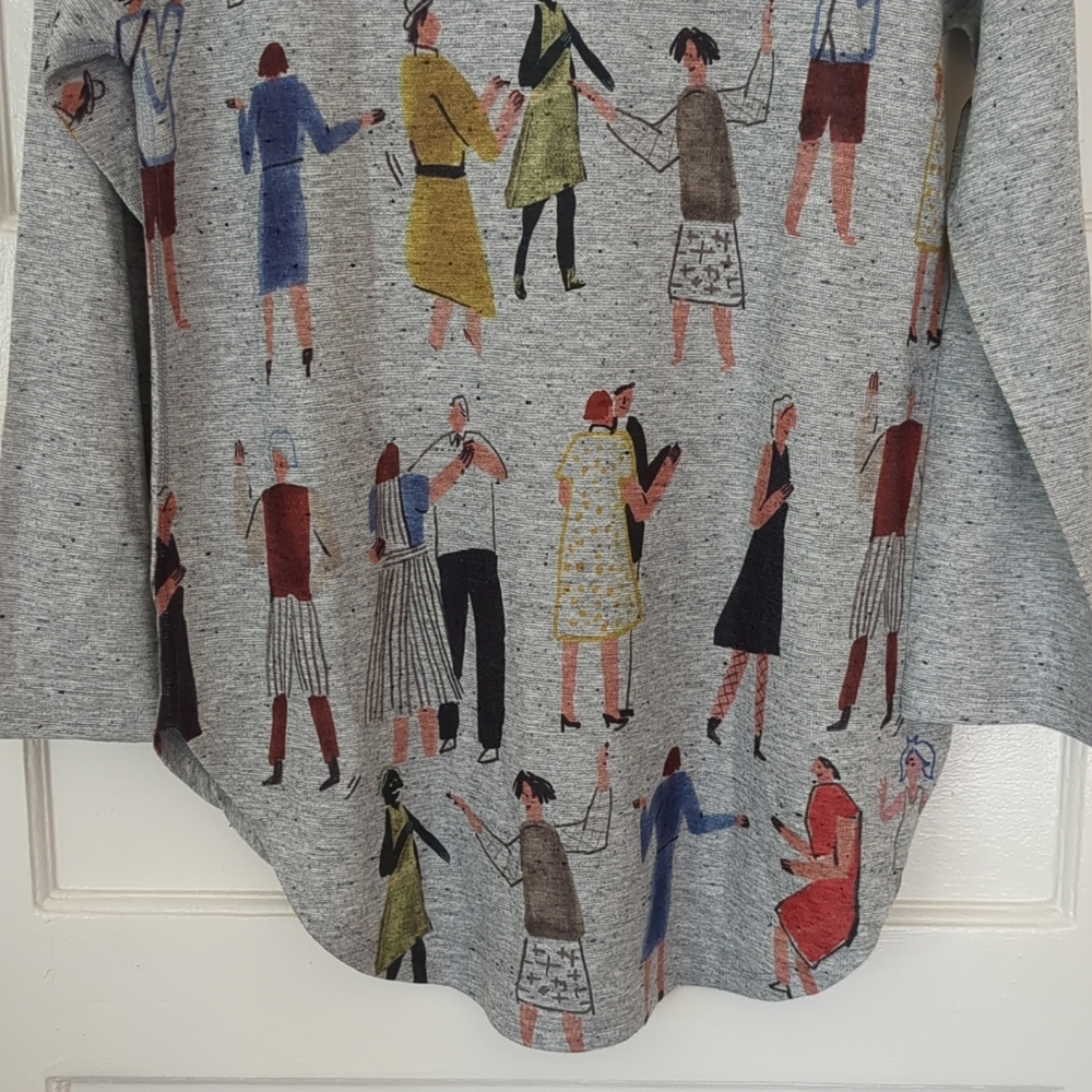 NWT Inoah Long Sleeve Shirt Medium Curve Hem Gray People Dancing Art To Wear - Picture 2 of 13